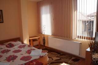 Отель Hotel Slavianska dusha Велико-Тырново Двухместный номер эконом-класса с 1 кроватью или 2 отдельными кроватями-6