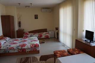 Отель Hotel Slavianska dusha Велико-Тырново Четырехместный номер с балконом-8